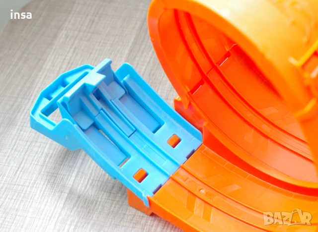 Писта HotWheels с лупинг за 2 колички Hot Wheels Loop + БОНУС, снимка 6 - Коли, камиони, мотори, писти - 54662471
