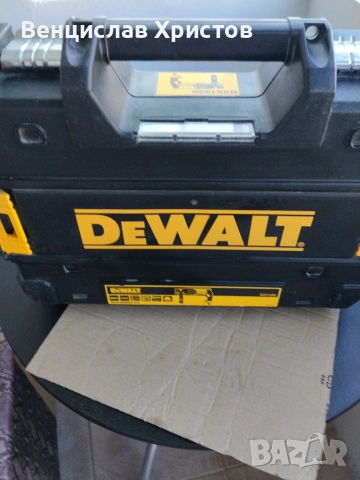 перфоратор Dewalt