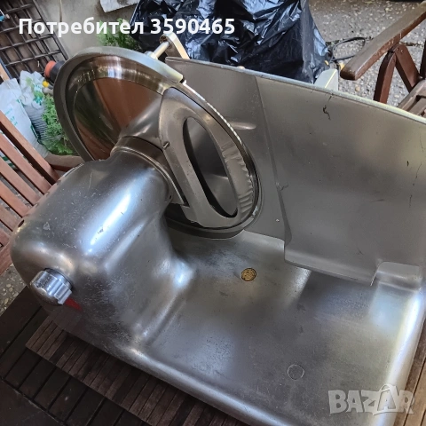Слайс машина колбасорезачка, снимка 4 - Обзавеждане на кухня - 55036930