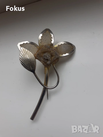 Стара метална дамска брошка винтич бижу