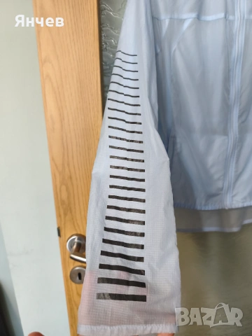 Горнище ветровка Nike  13-15 или S, снимка 4 - Детски анцузи и суичери - 55001880