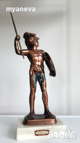 Ахил с щит и копие, стара , метална статуетка върху мраморен постамент