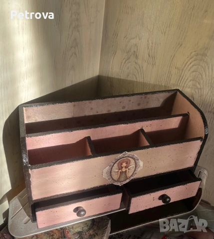 Органайзер изработен с декупаж 🌸, снимка 3 - Декорация за дома - 55192783