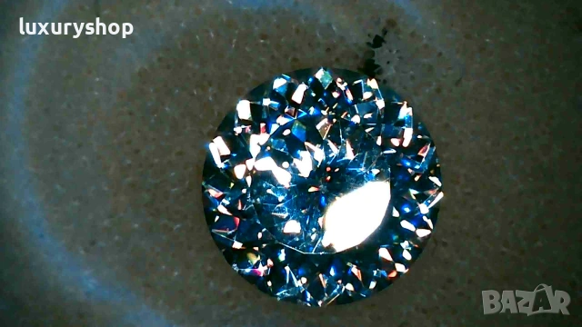 Диамант, Moissanite 100 faceted cut, със сертификат, гравиран номер на камъка - 35 евро - 1 карат, снимка 2 - Пръстени - 55082974