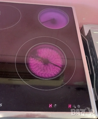 Печка за вграждане с керамичен плот SIEMENS, снимка 12 - Печки, фурни - 53987263