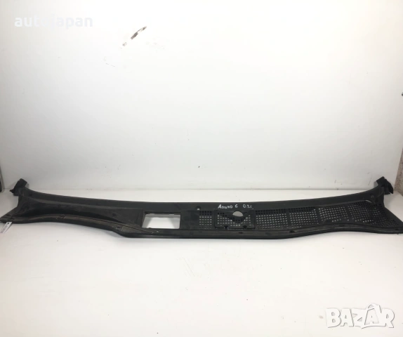 Декоративна кора под чистачки Honda Accord 6 2002
