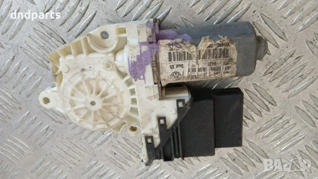 Моторче стъклоповдигач VW Golf 5 2004 (задно дясно) 101438203 05076625