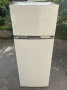  Хладилник с горна камера Sharp SJ-T1227M5W – Отлично състояние!, снимка 1