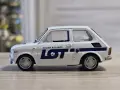Fiat 126p Polish Airline LOT - мащаб 1:43 на Hachette модела е нов в блистер, снимка 2