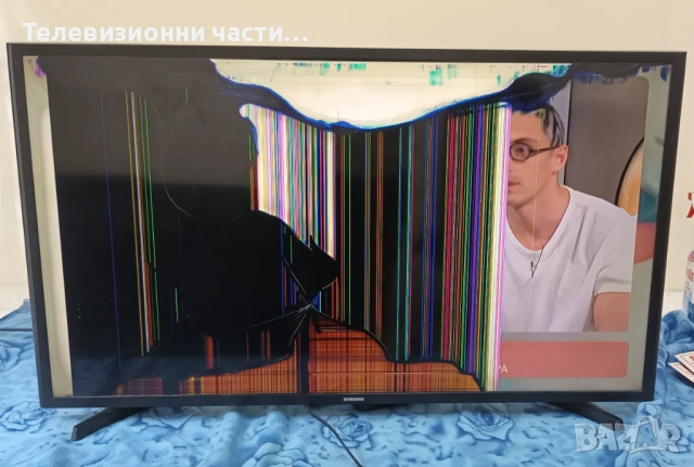 Samsung UE40J5200AW със счупен екран CY-JJ040BGNV2H V400HJ6-PE1