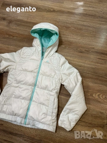Оригинална дамска пухенка adidas Logo Printed White Puffer Jacket , XS размер , снимка 3 - Якета - 54135012