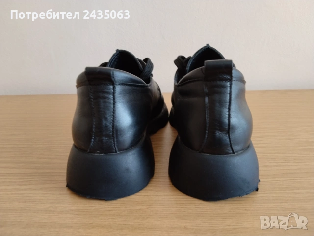 Продавам дамски обувки , снимка 3 - Дамски ежедневни обувки - 54449605