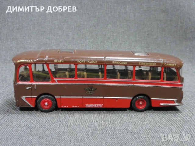 1/76 СТАРА РЕТРО МЕТАЛНА КОЛИЧКА АВТОБУС HARRINGTON CAVALIER COACH, снимка 2 - Колекции - 55423715
