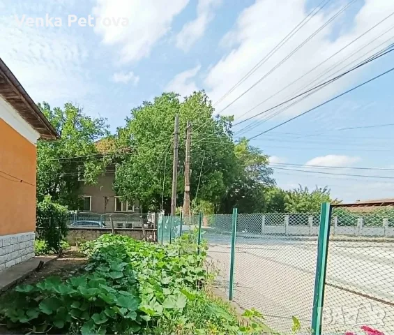 Продава се масивна едноетажна къща с гараж и лятна кухня в гр. Бяла Слатина, снимка 7 - Къщи - 55297248