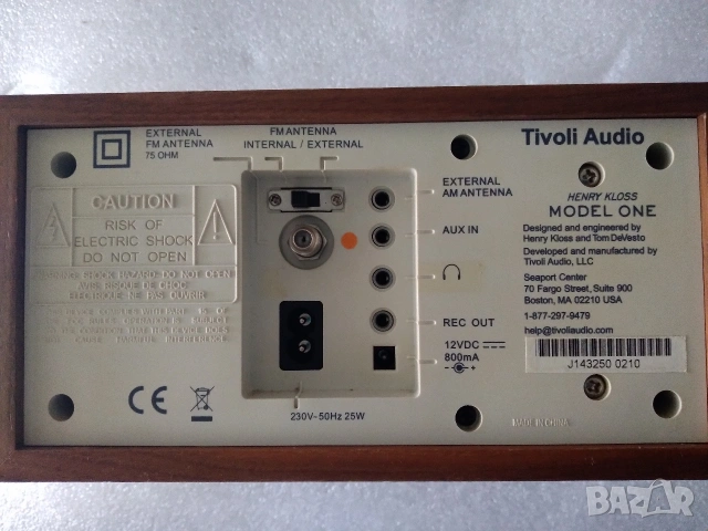 AM/FM радиоприемник Tivoli Audio Model One, снимка 7 - Радиокасетофони, транзистори - 55276663