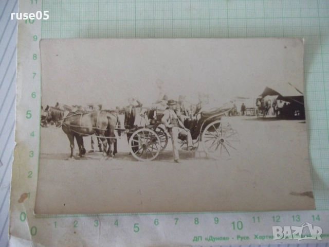 Снимка на мъже с файтон стара