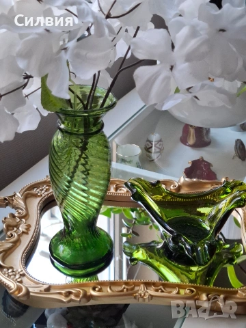Ретро зелено стъкло 