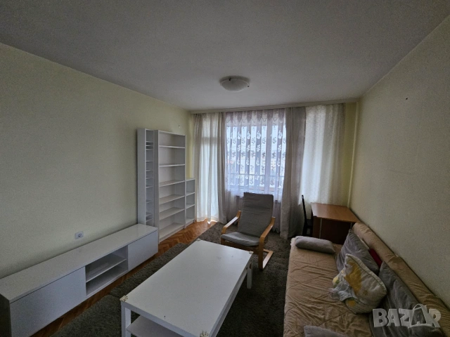 Дава се под наем двустаен тухлен апартамент в Дървеница