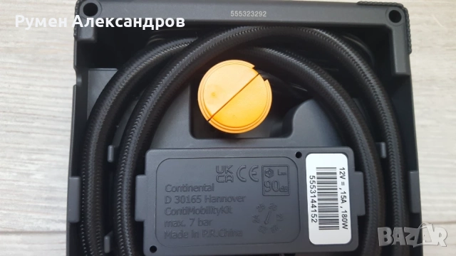 Нов оригинален компресор за гуми Continental 12V-15A-180W с лепило 350 мл в чанта, снимка 11 - Аксесоари и консумативи - 55504005