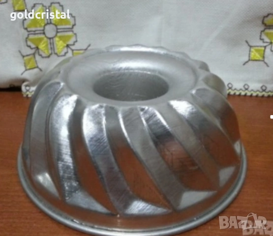 Алуминиева форма за кекс, снимка 3 - Антикварни и старинни предмети - 33624736