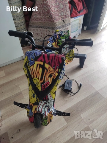 електрическа дрифт триколка , снимка 2 - Детски велосипеди, триколки и коли - 54243860