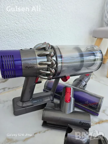 Dyson V10  веритикална прахосмукачка