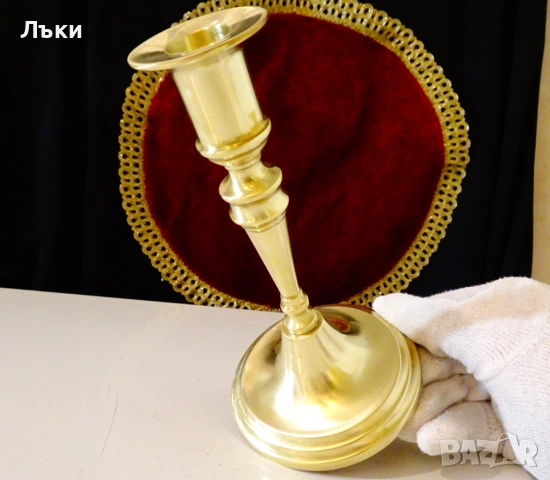 Бронзов свещник 16 см.,Art Deco. , снимка 2 - Антикварни и старинни предмети - 54101365