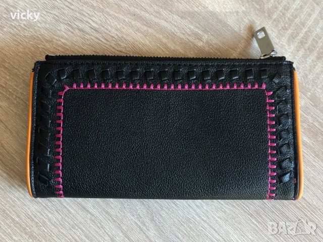 Оригинално дамско портомоне с контрастни детайли, DESIGUAL, снимка 3 - Портфейли, портмонета - 55506833