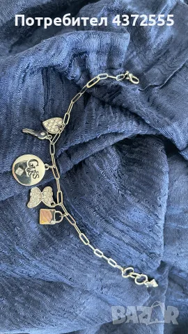 Дамска гривна Guess