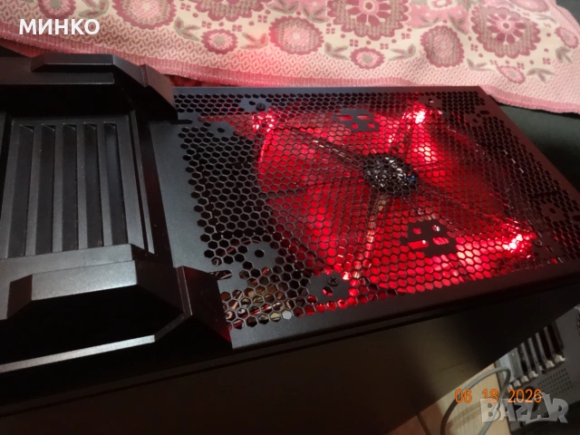 Кутия AeroCool, снимка 13 - Захранвания и кутии - 54968148