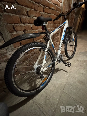 Продавам чисто нов Велосипед VELOTEC PRO 27.5", Бяло/синьо, снимка 3 - Велосипеди - 54188769