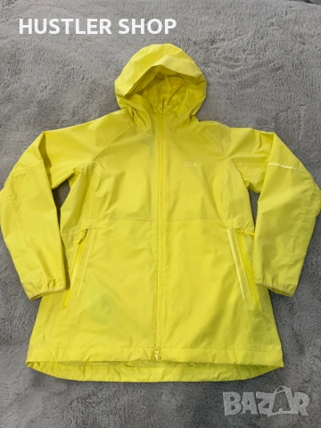 Дамско водо и ветро устойчиво яке JACK WOLFSKIN. Размер XL