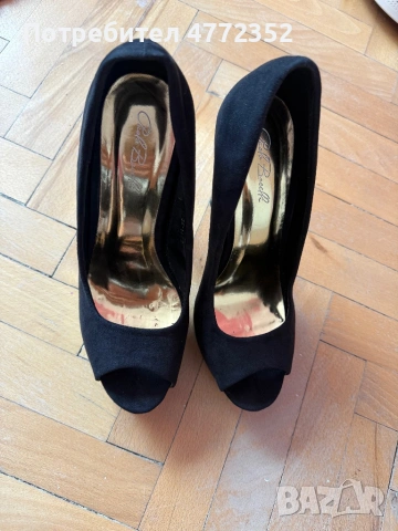 Дамски обувки на ток