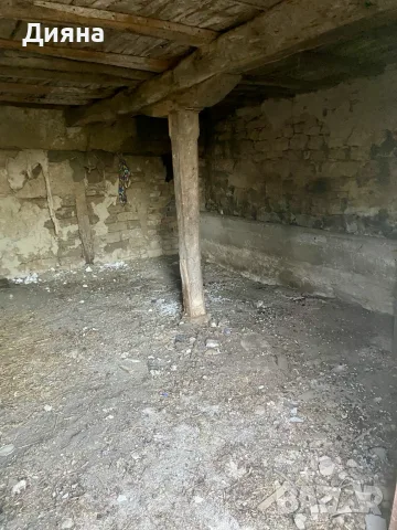 Парцел 2500 м2 със стари законови постройки в с.Щипско, снимка 5 - Парцели - 55459709
