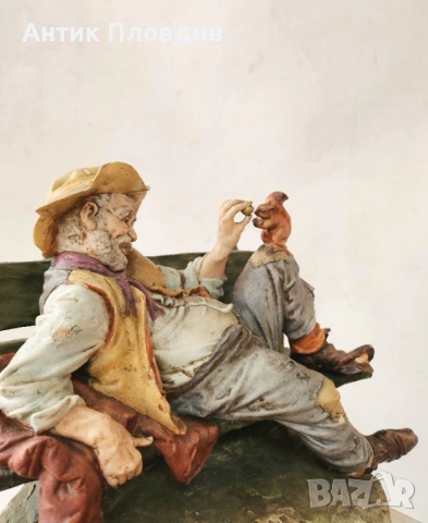 Порцеланова фигура Capodimonte, снимка 9 - Антикварни и старинни предмети - 54540994