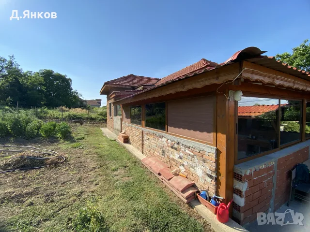ПРОДАВА СЕ ОБЗАВЕДЕНА КЪЩА С ГОЛЯМ ДВОР В С. БИСТРЕНЦИ, ОБЛ. РУСЕ , снимка 12 - Къщи - 55531092