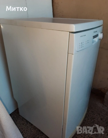 Съдомиялна Електролукс Electrolux модел ESF 43020, снимка 5 - Съдомиялни - 54306294