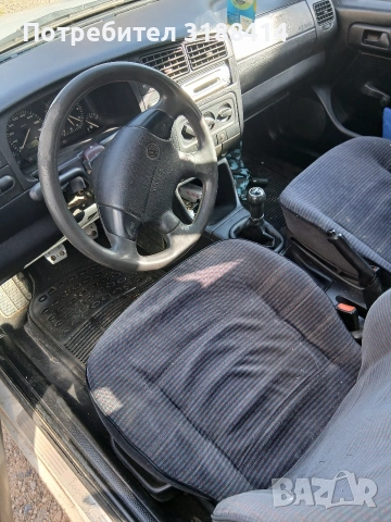 голф3 1.4 бензин, снимка 10 - Автомобили и джипове - 54265117