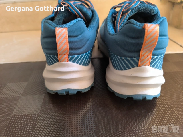 Дамски маратонки north face vectiv, снимка 2 - Маратонки - 55099541