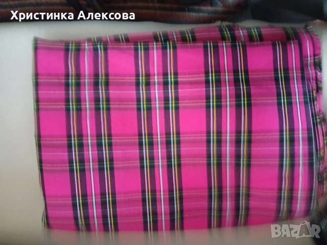 Шотланско каре плат, снимка 2 - Платове и дамаски - 54400468