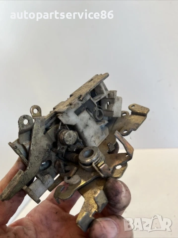 Заключващ механизъм за предна лява врата за Mercedes VW LT, Sprinter (1995-2005) A9017200135, снимка 2 - Части - 54205684