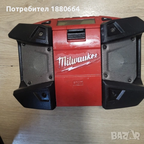 Радио MILWAUKEE 12V