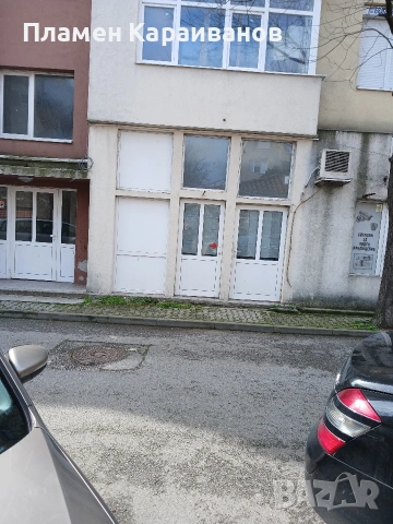 Давам под наем помещение за магазин или офис в ТОП ЦЕНТЪРА на Свиленград, снимка 3 - Магазини - 54036861