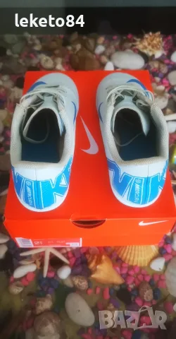 Детски бутонки футболни обувки Nike Найк Mercurial номер 33, снимка 5 - Футбол - 55573569