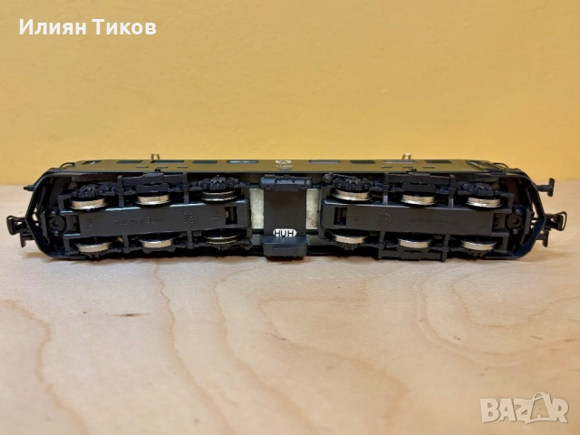 Електрически локомотив Roco 43536 SBB Ae 6/6 №11442 H0 Piko, Lima, снимка 8 - Влакчета, самолети, хеликоптери - 54385826