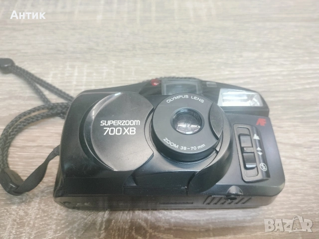 Фотоапарат Olympus на филм с Quartz Date, снимка 2 - Фотоапарати - 54777299