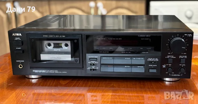 Продавам касетен дек Aiwa AD-F880 