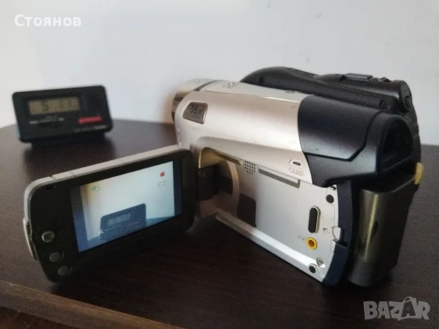 Canon DC301 E Digital DVD Camcorder 36x Advanced Zoom Japan, снимка 2 - Камери - 55544090