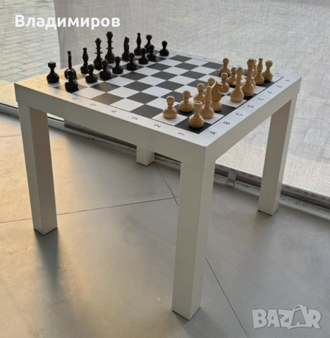 Маса за шах + фигури 