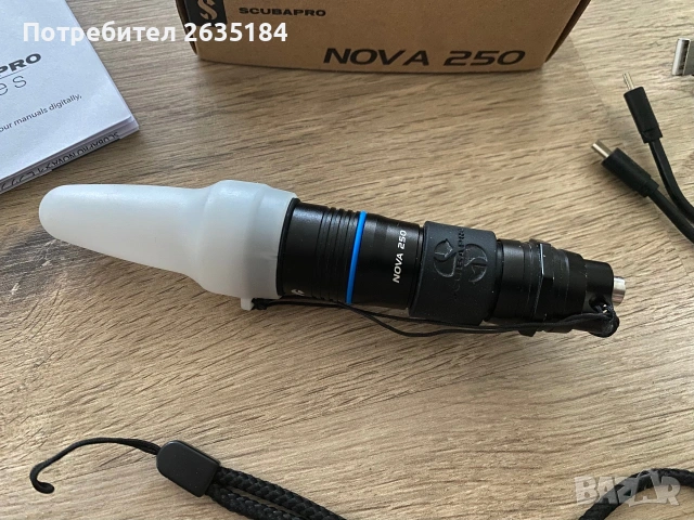 Водолазен фенер Scubapro Nova 250 + 2 зарядни батерии Keeppower, снимка 3 - Водни спортове - 55092225